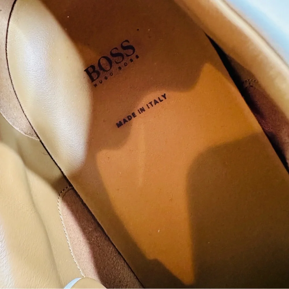 HUGO BOSS MENS BURNISH ITALIAN LEATHER SIZE 8 CREAM LOW TOP TRAINERS SNEAKERS - Picture 3 of 13